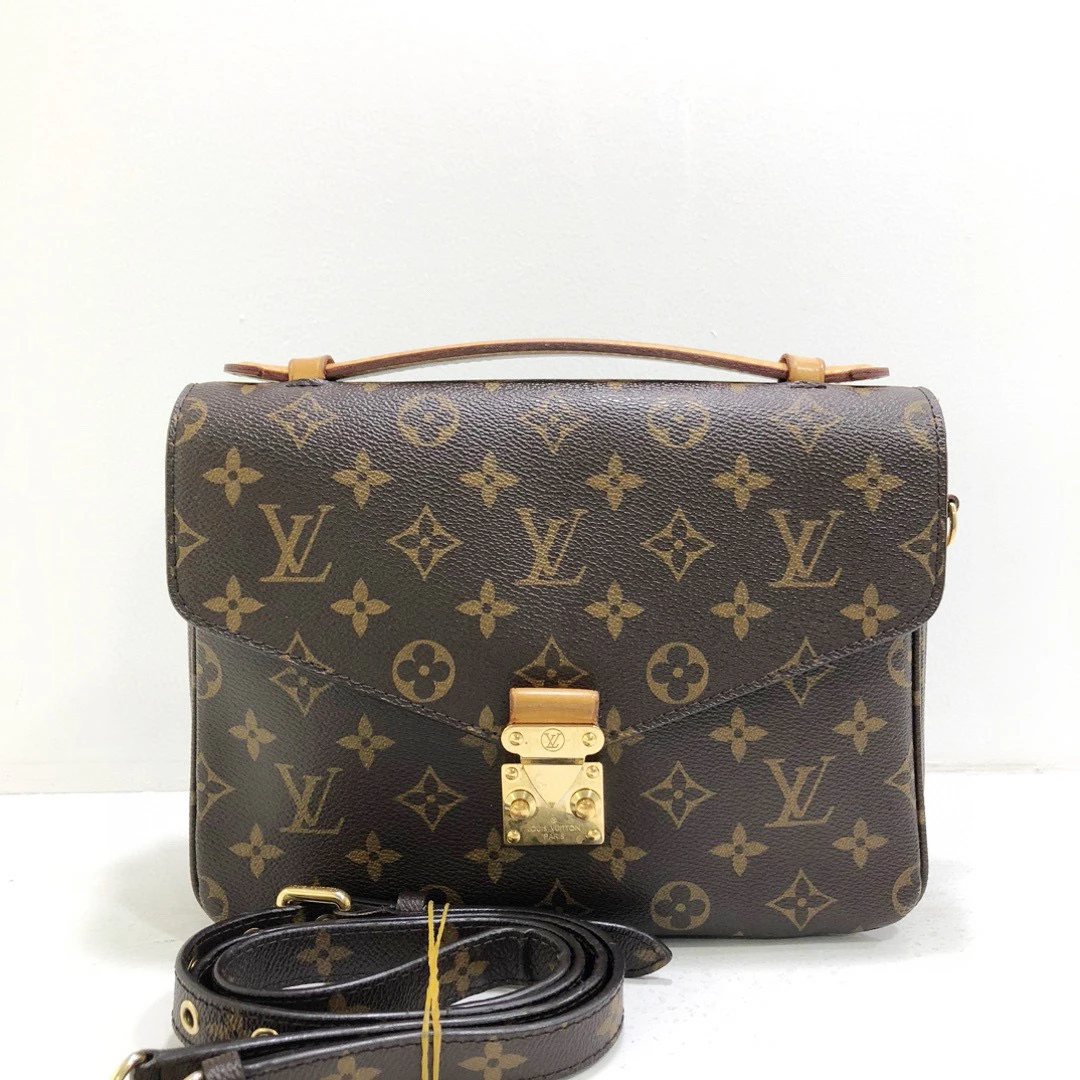 95新 LouisVuitton/路易威登 老花邮差手提单肩包/公价18500