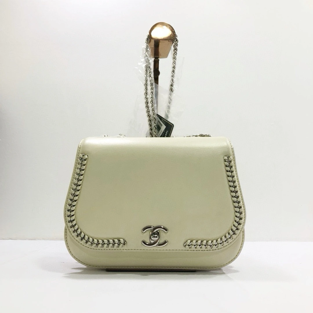 95新 Chanel/香奈儿 全皮白色编织马鞍包单肩斜挎包/公价32800