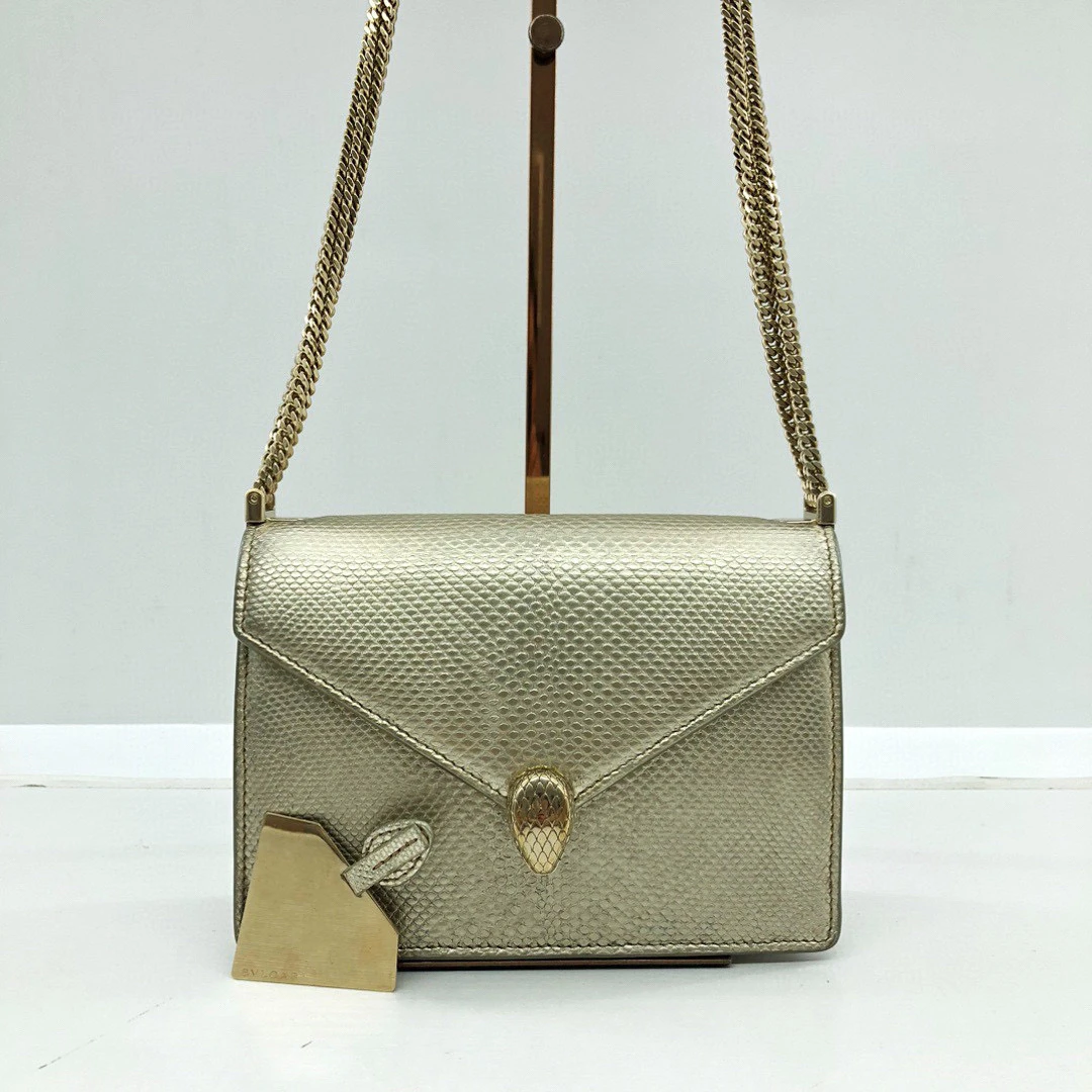 95新 BVLGARI/宝格丽 97新/水蛇皮珠光金蛇头链条包/公价29000