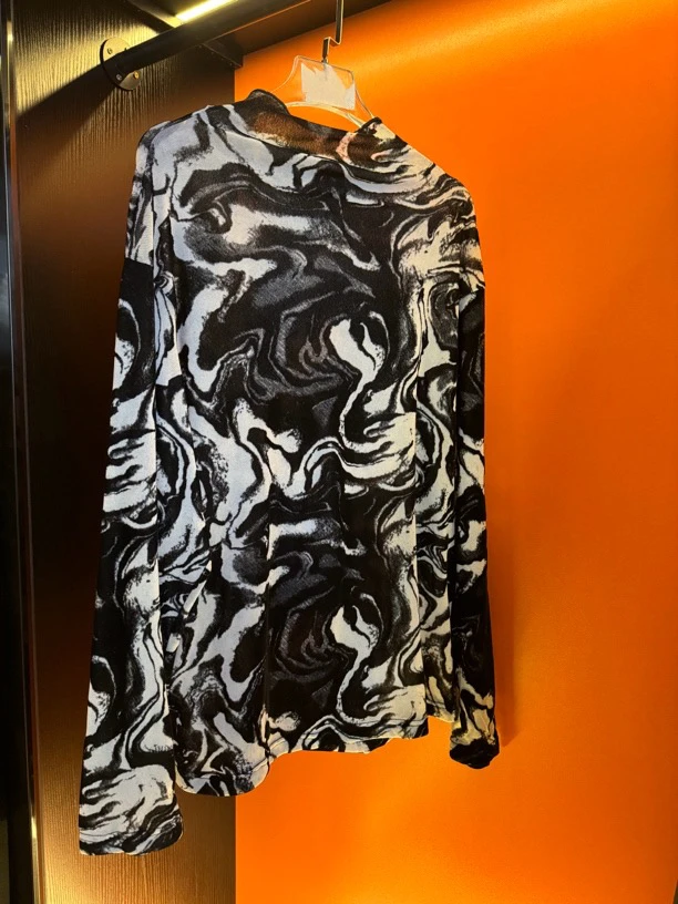 复古水墨扎染打底衫时尚设计感长袖上衣