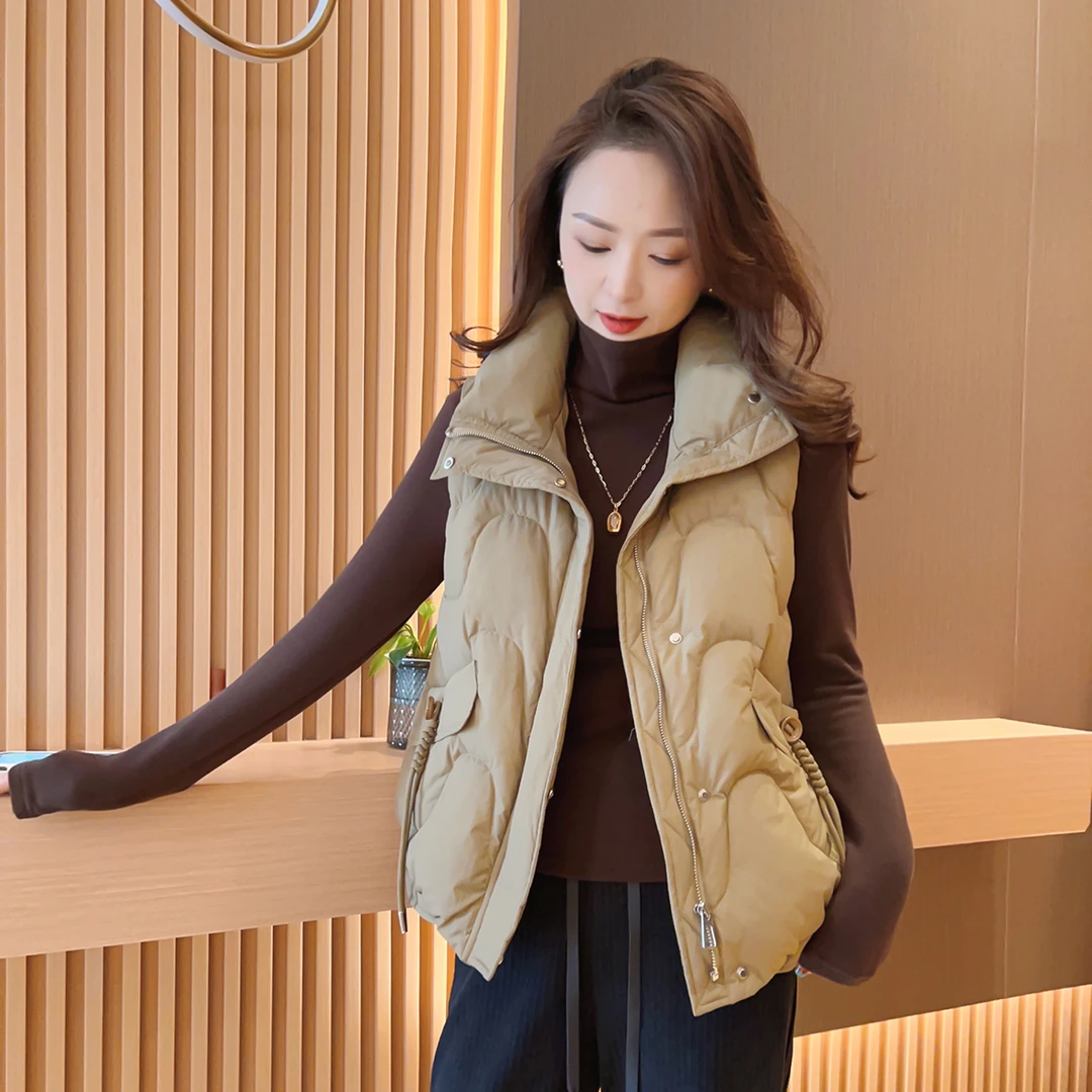 专柜秋冬休闲羽绒马甲女时尚百搭立领洋气显瘦轻薄羽绒服W8877