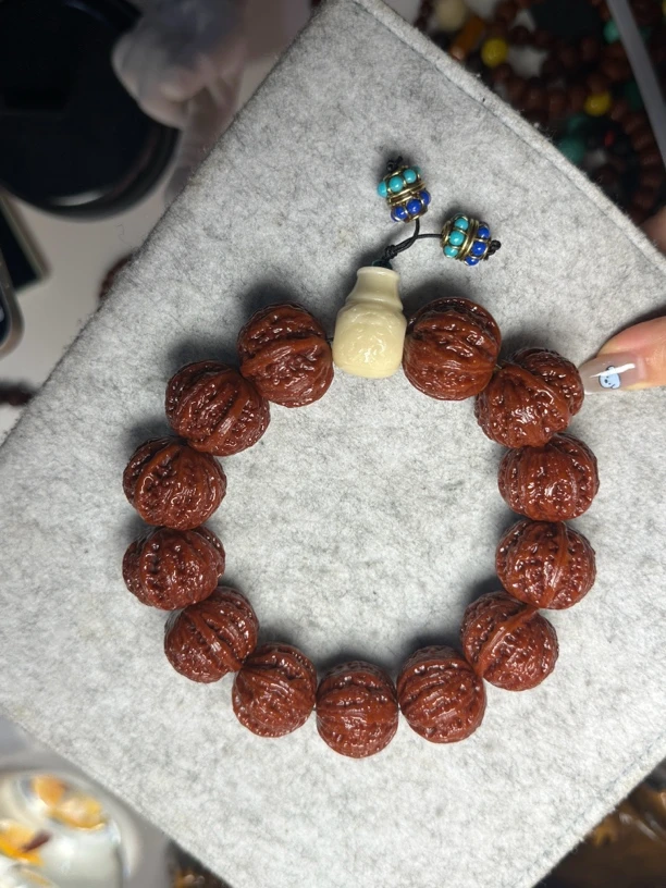 核桃手持核桃手持