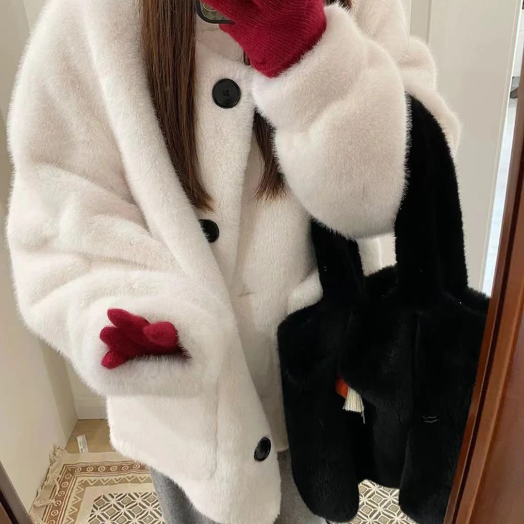 AMYSURE爱米修秋冬单排黑扣休闲慵懒外套女2401