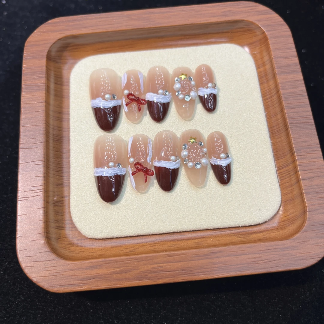 【小红帽】节日限定圣诞秋冬新品纯手工穿戴甲手绘带钻环法式渐变