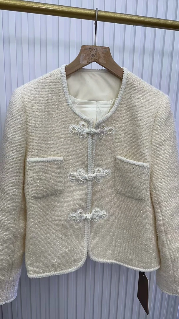 59.9-99元纯色圆领百搭短款小香风外套时尚简约