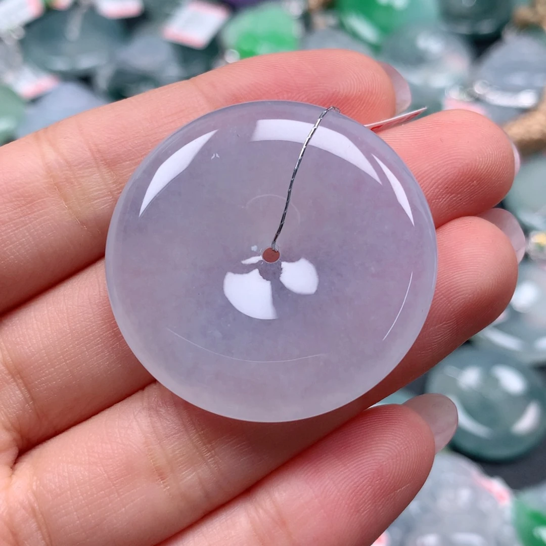 翡翠颈饰未镶嵌天然翡翠