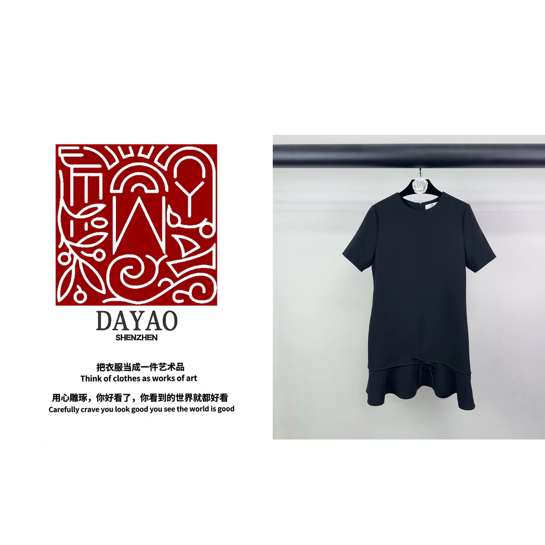 「DAYAO」时尚名媛黑色百搭短袖绑带连衣裙轻奢高端女装WY24555