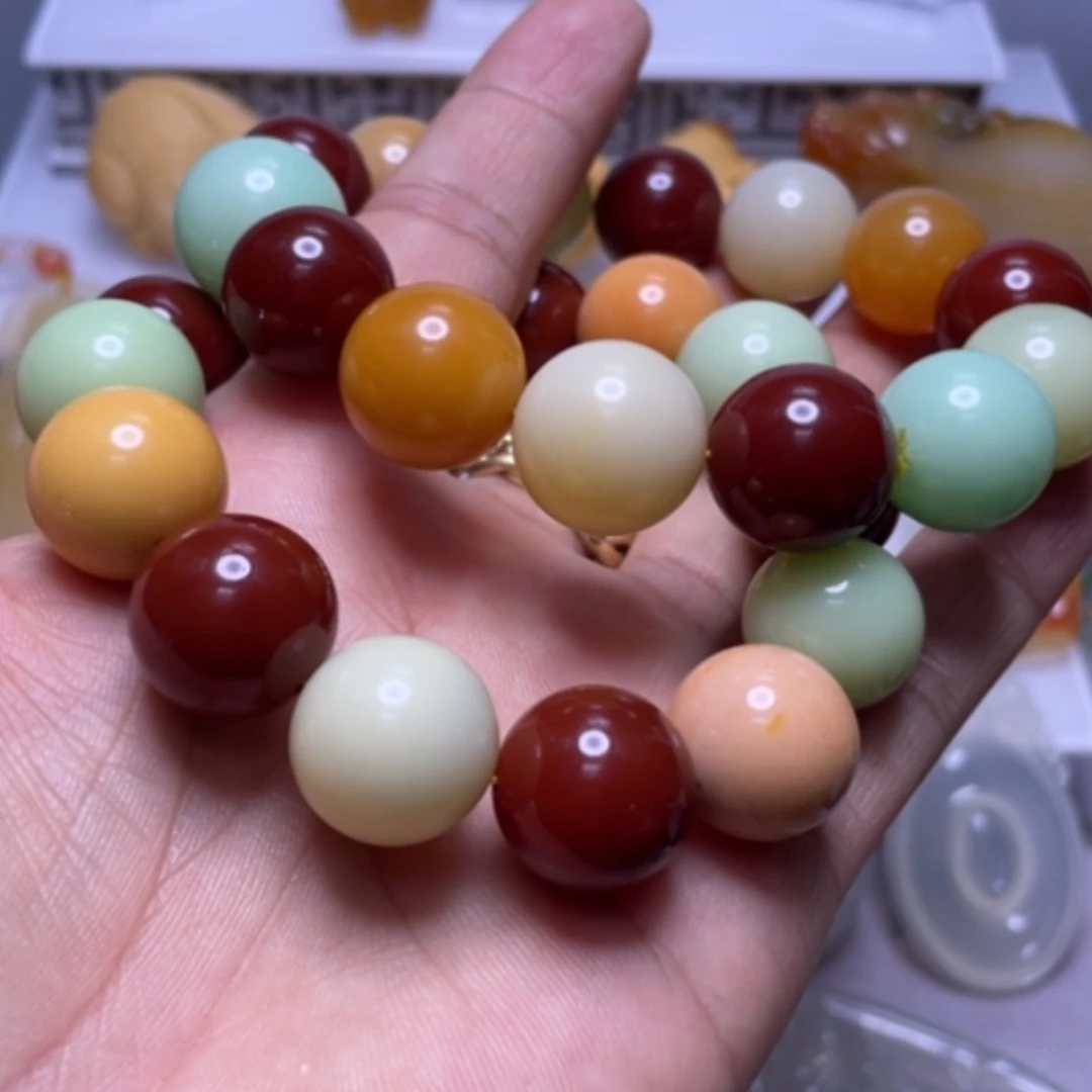 【闪购商品】石英质玉手串未镶嵌姜***辣