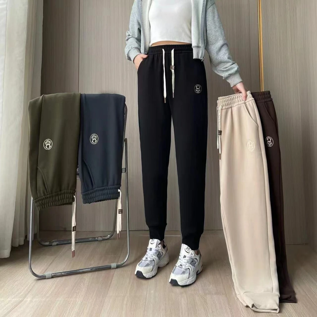 秋冬新款加绒刺绣防风裤(8026#)