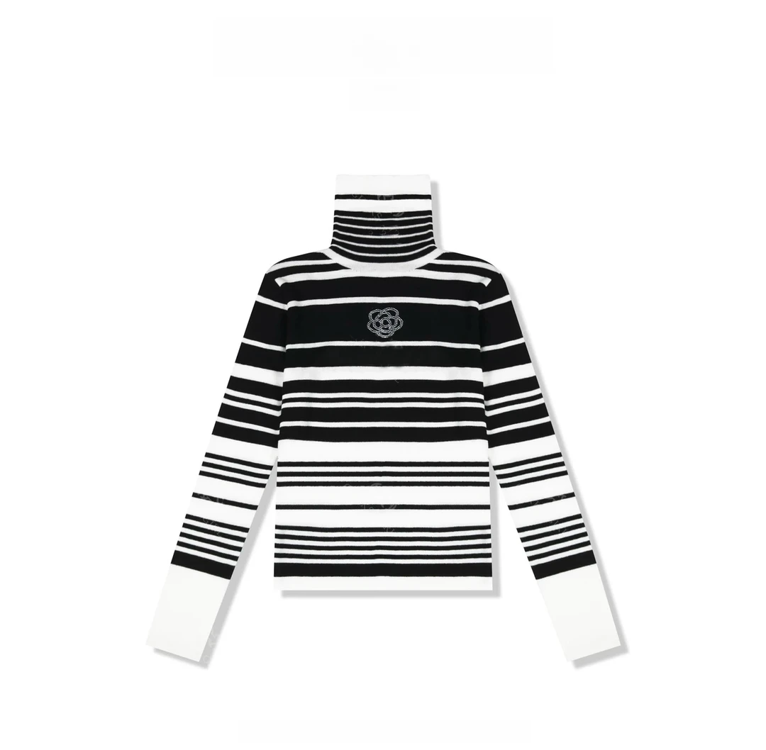 秋冬新款山茶花条纹针织衫上衣女黑白撞色休闲毛衣打底