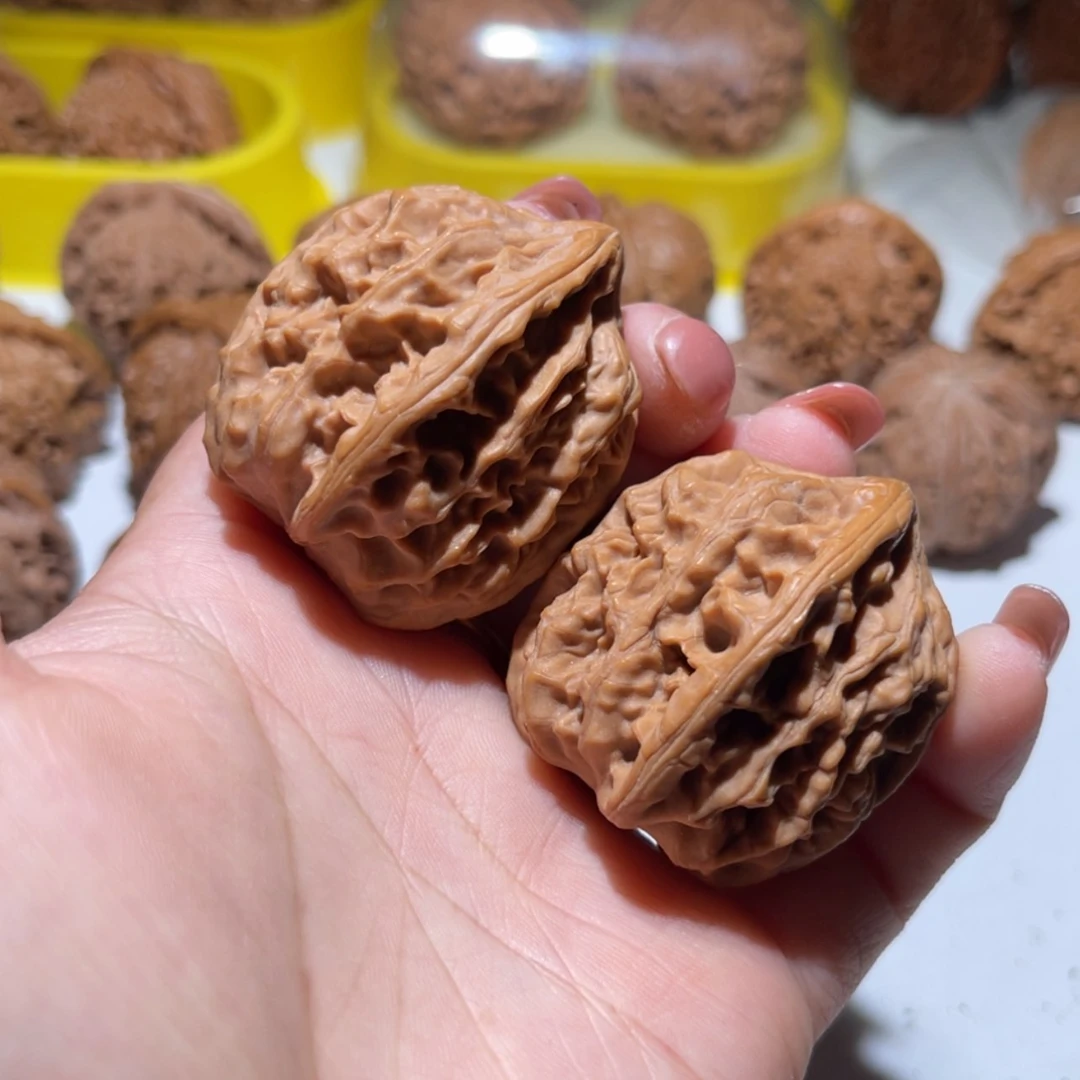 【闪购商品】文玩核桃把件文**手