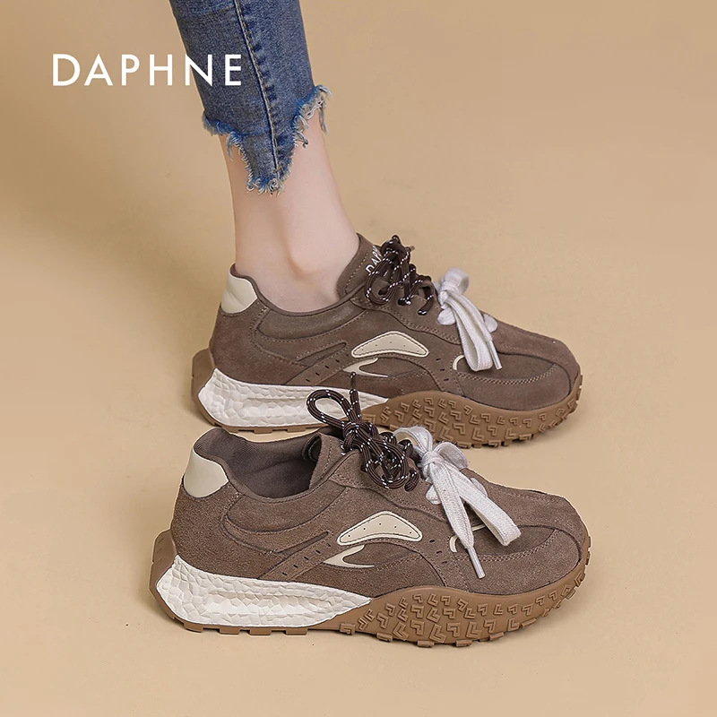 达芙妮2025春夏新款百搭真皮运动休闲鞋软底厚底轻便防滑运动鞋