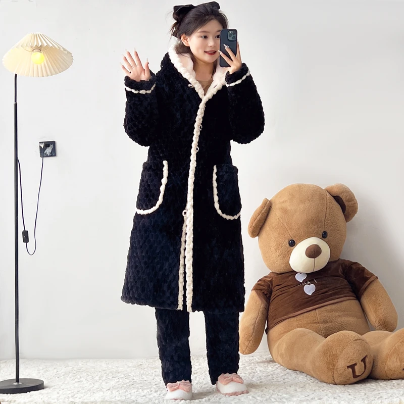 冬季加绒加厚女士长款金龟绒纯色家居服