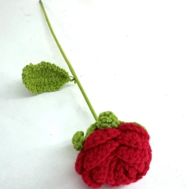 手工制作红玫瑰花编织钩针毛线花束手捧情人节送女友礼物 (单支）