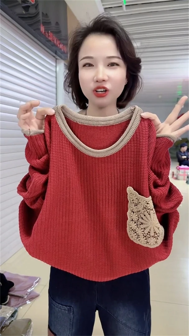 2025秋冬新款蕾丝口袋文艺设计针织衫复古潮流拼接圆领长袖毛衣女