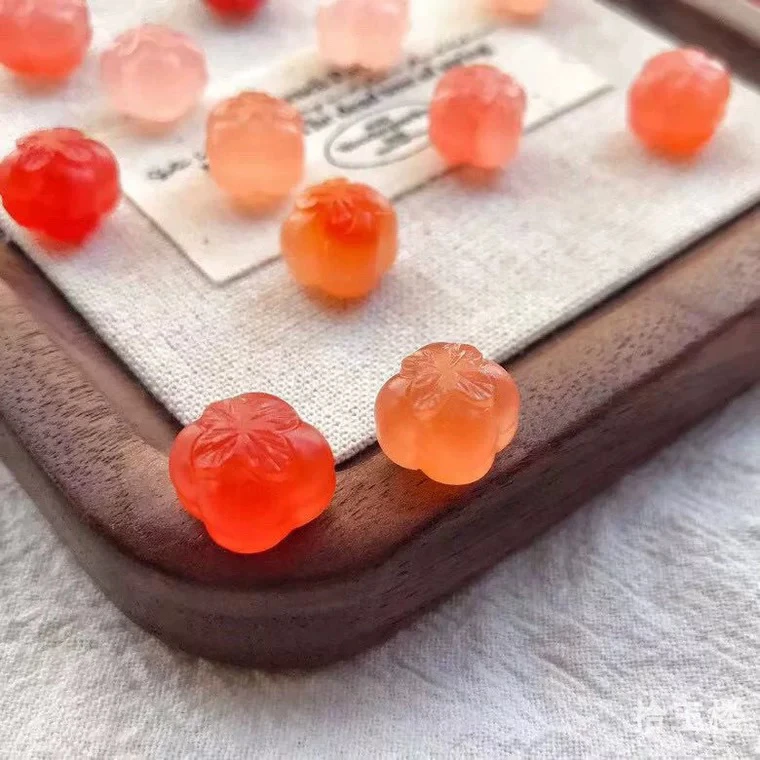 天然盐源玛瑙柿子糖果玛瑙通孔小柿子吊坠玉水果蔬菜diy多宝手链
