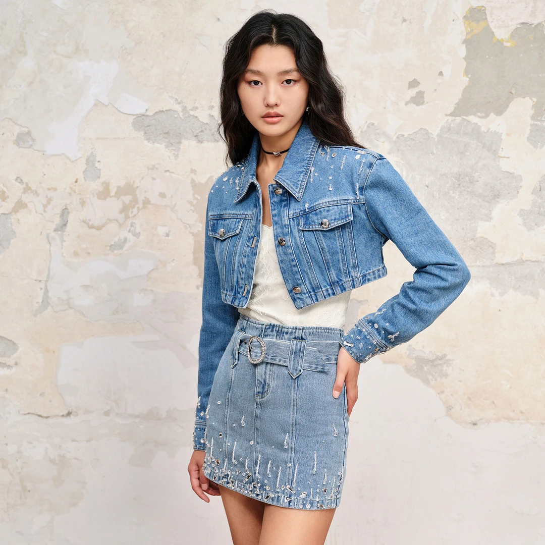 【小花专属】MAXRIENY精致复古截短钉珠宽肩截短牛仔外套上衣
