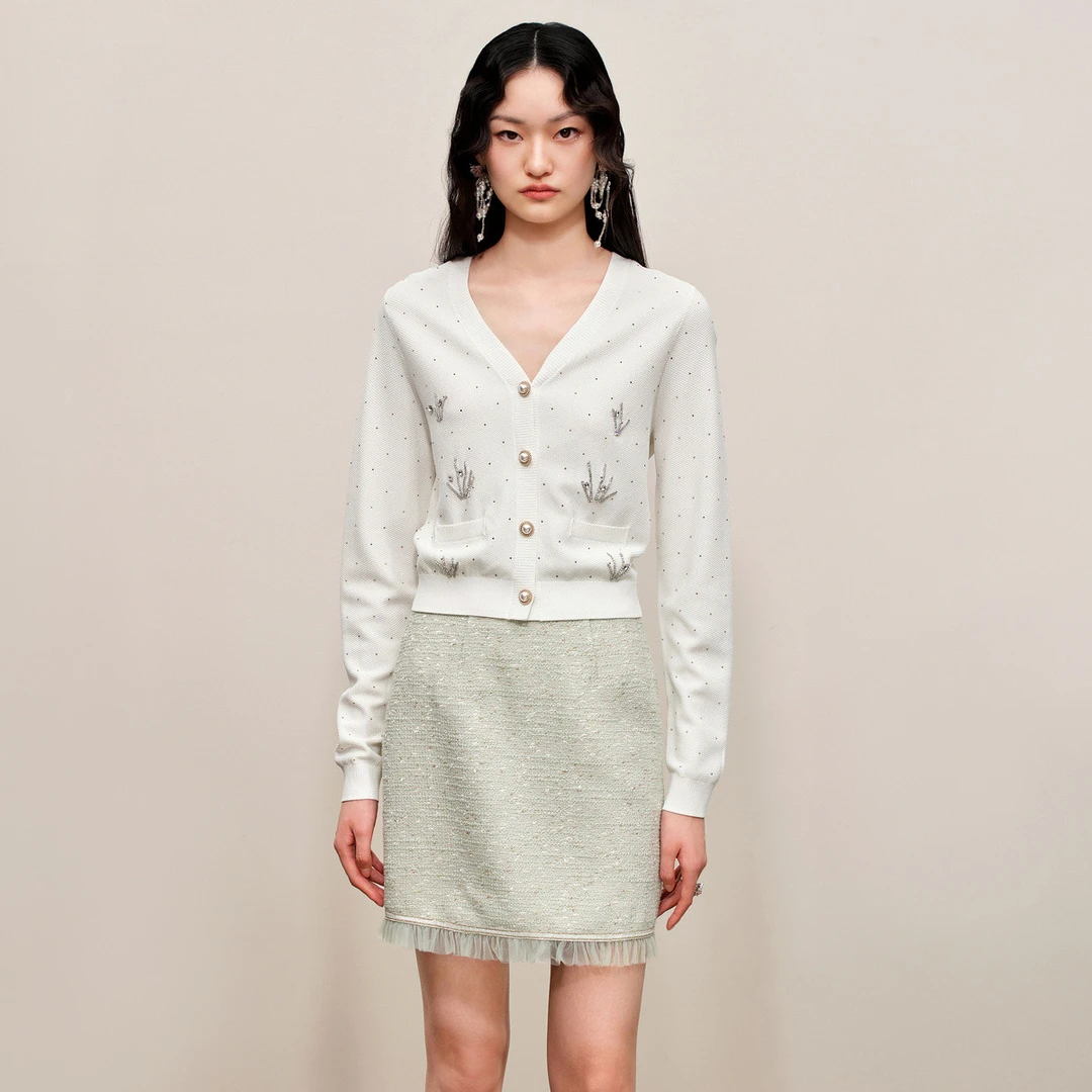 【媛媛女王】松叶钻饰甜美开衫v领套头针织修身上衣女