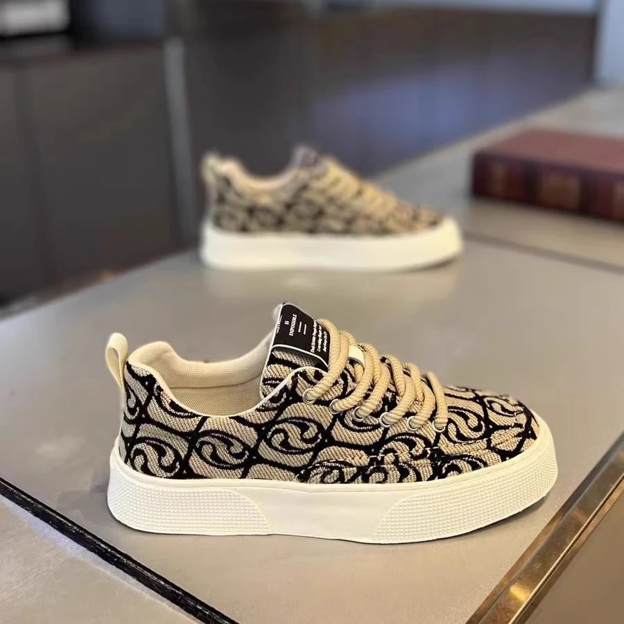 男鞋夏季新款透气布面休闲网红潮流百搭男士板鞋织花帆布鞋子男