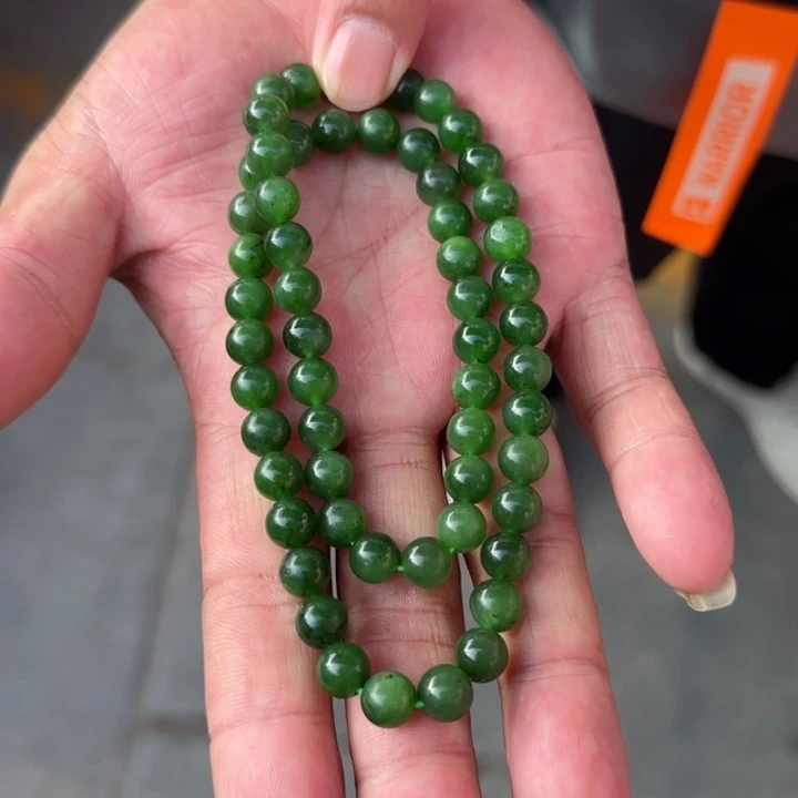 和田玉颈饰未镶嵌卡8m左右