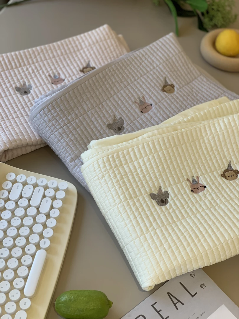 【MJ】精灵乐园系列 设计师款再生纤维加棉刺绣床盖三件套夹棉床单