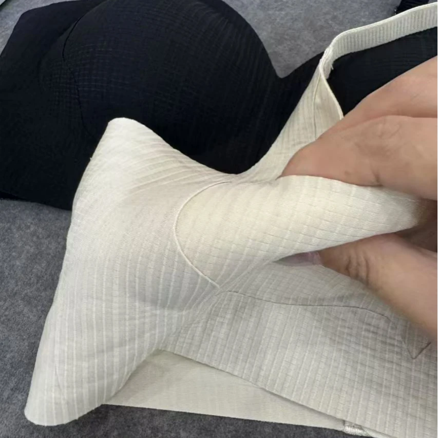 新款聚拢收复运动美背文胸