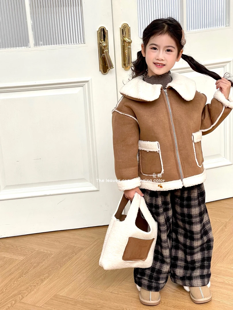 8823【觅甜】韩版格子直筒裤 Keke