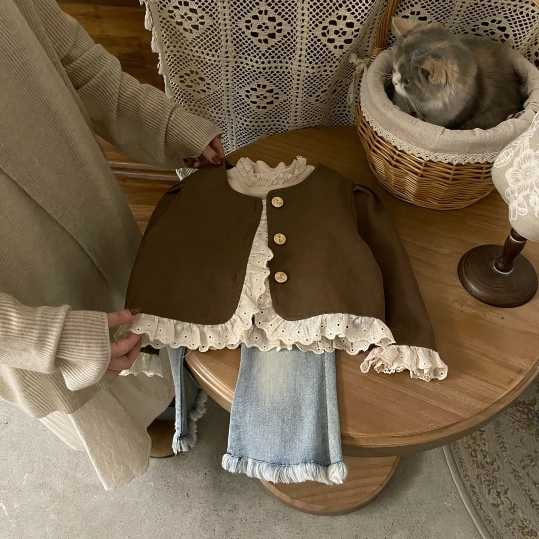 女童外套春秋款2024新款复古森系宝宝短款甜美可爱花边夹克秋装潮