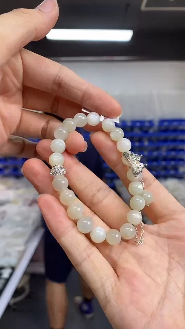【闪购商品】拉长石手串未镶嵌多样性发其一