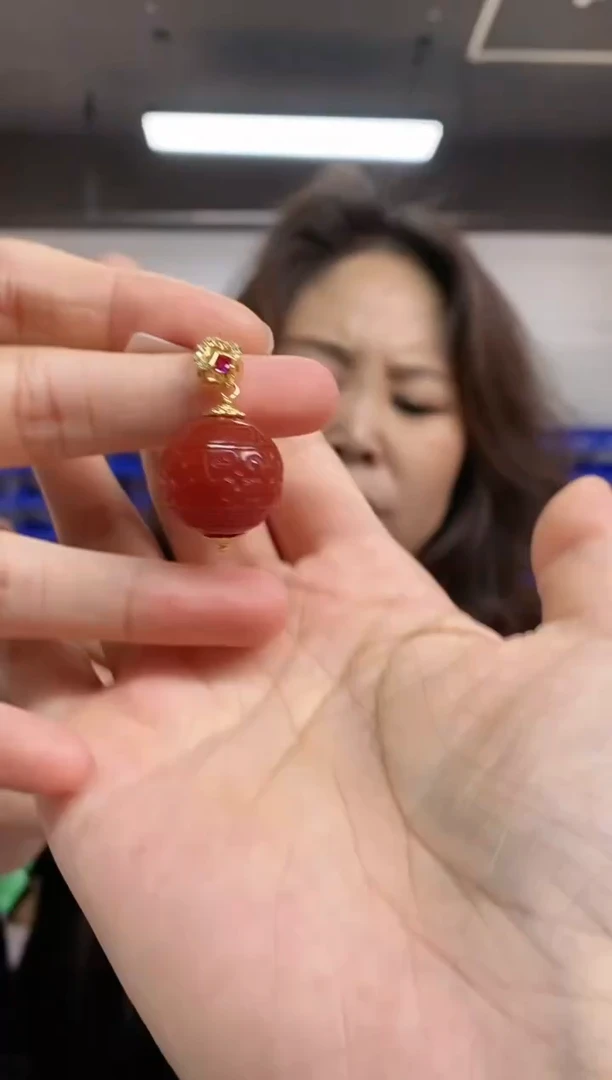 【闪购商品】南红玛瑙吊坠未镶嵌多样性发其一颜色微差