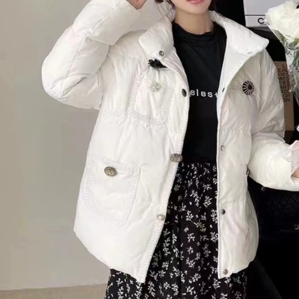880轻奢系小香风女短款羽绒服精致钮扣镶饰白鸭冬款上新YY004