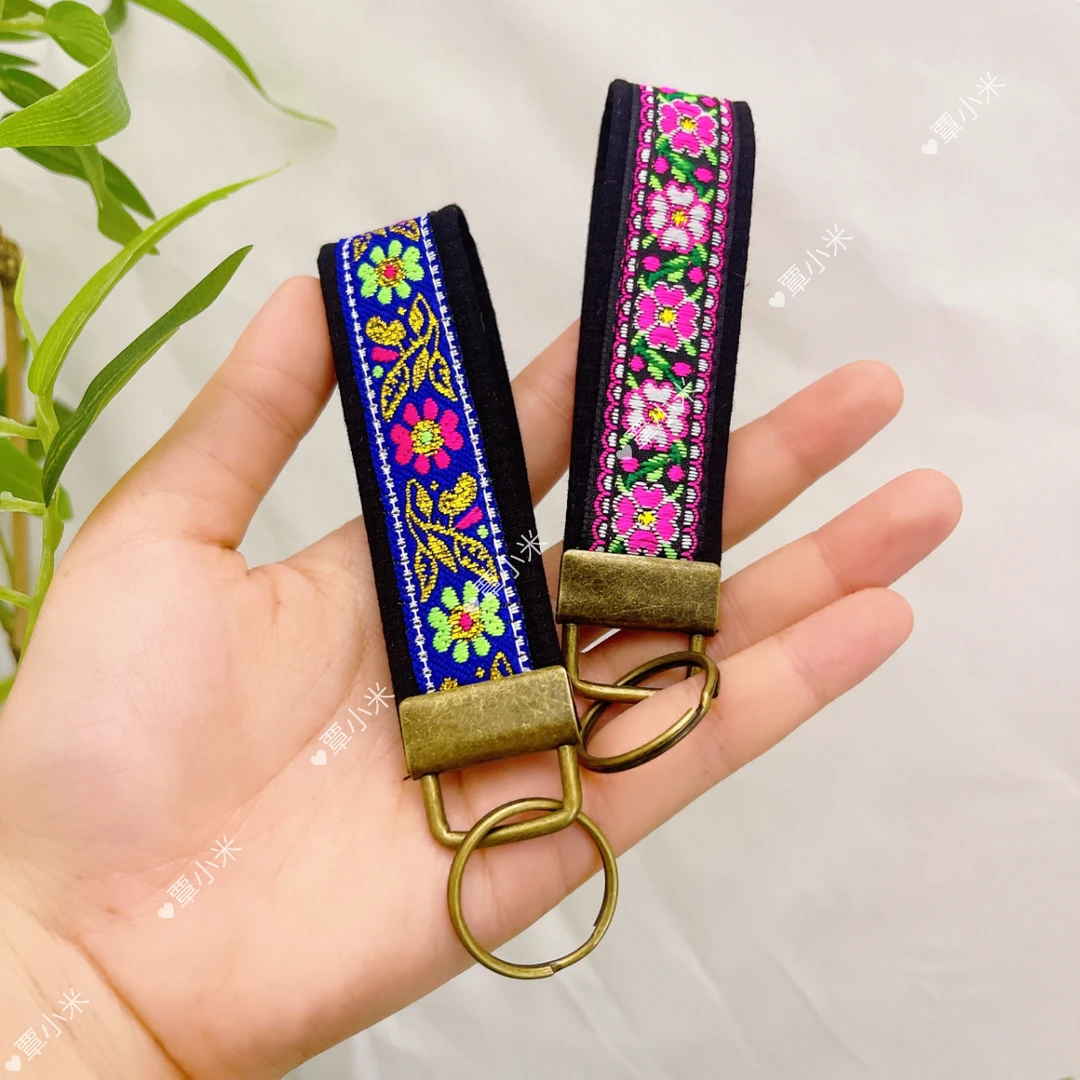 贵州少数民族布依族苗族侗族土家族伴手礼旅游纪念品民族风钥匙扣