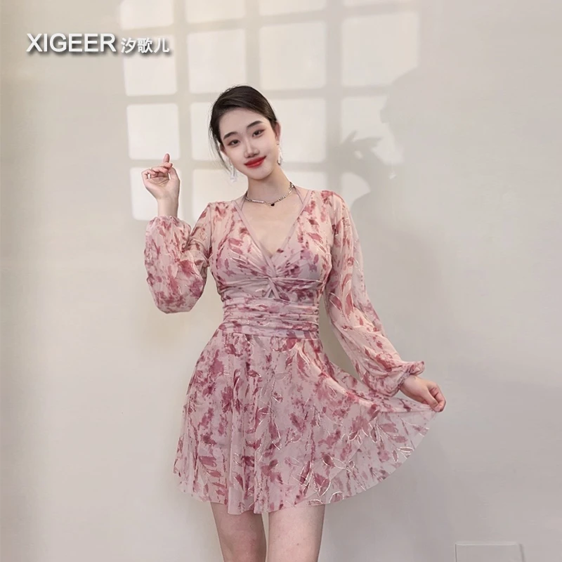 【烟雨霓裳】女式遮肉泳衣泡温泉减龄显瘦长袖2025新款洋气高级感