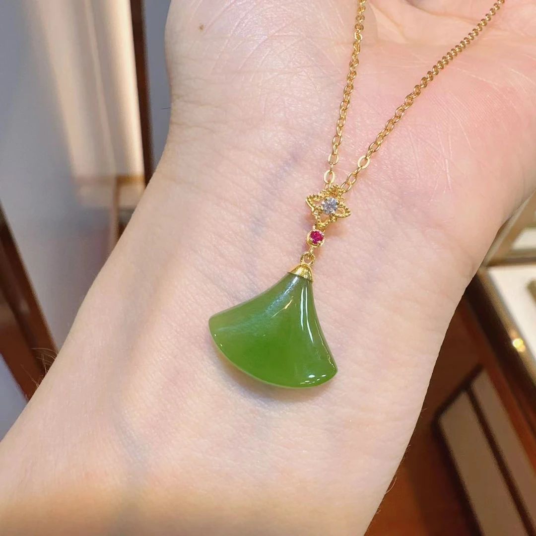 18K金镶嵌扣头和田玉苹果绿小裙子气质时尚百搭绿色精致HNZ3173