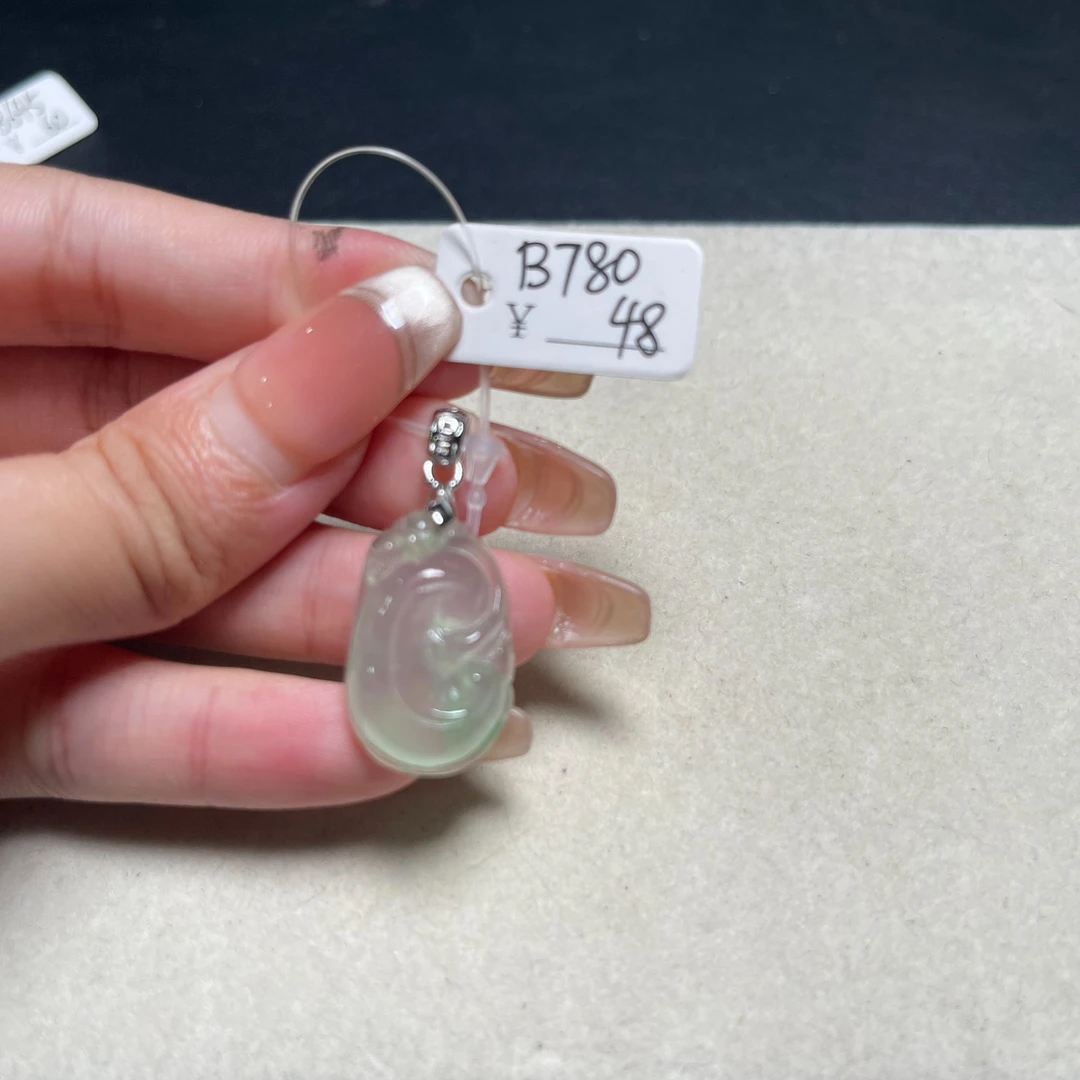 B780吊坠百搭男女款多样性发货其一
