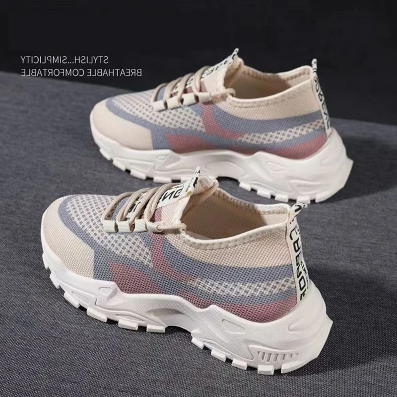 2024春夏新款运动女士鞋网红透气软底休闲帆布轻便跑步厚底老爹鞋
