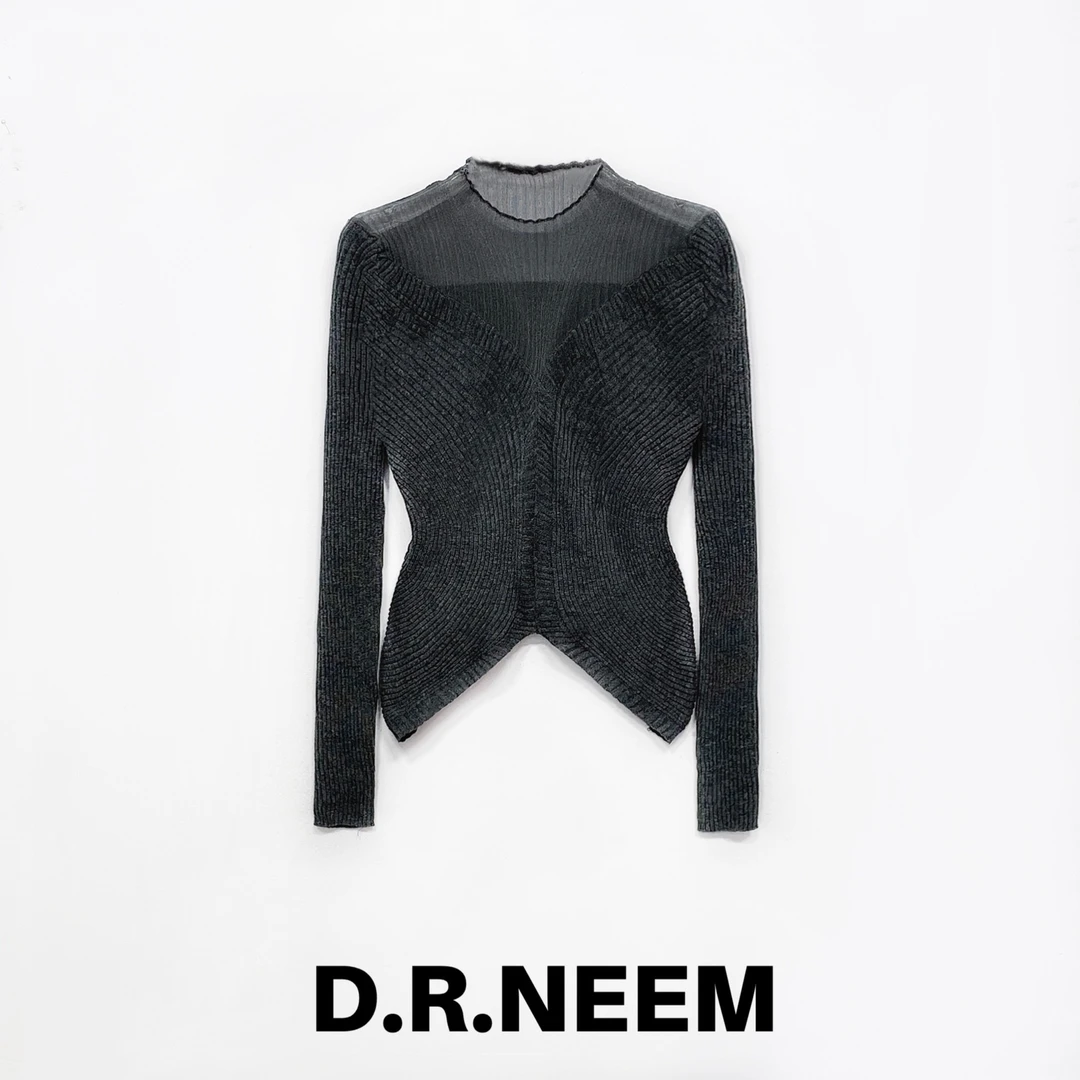 DRN 仙仙半透深V针织衫