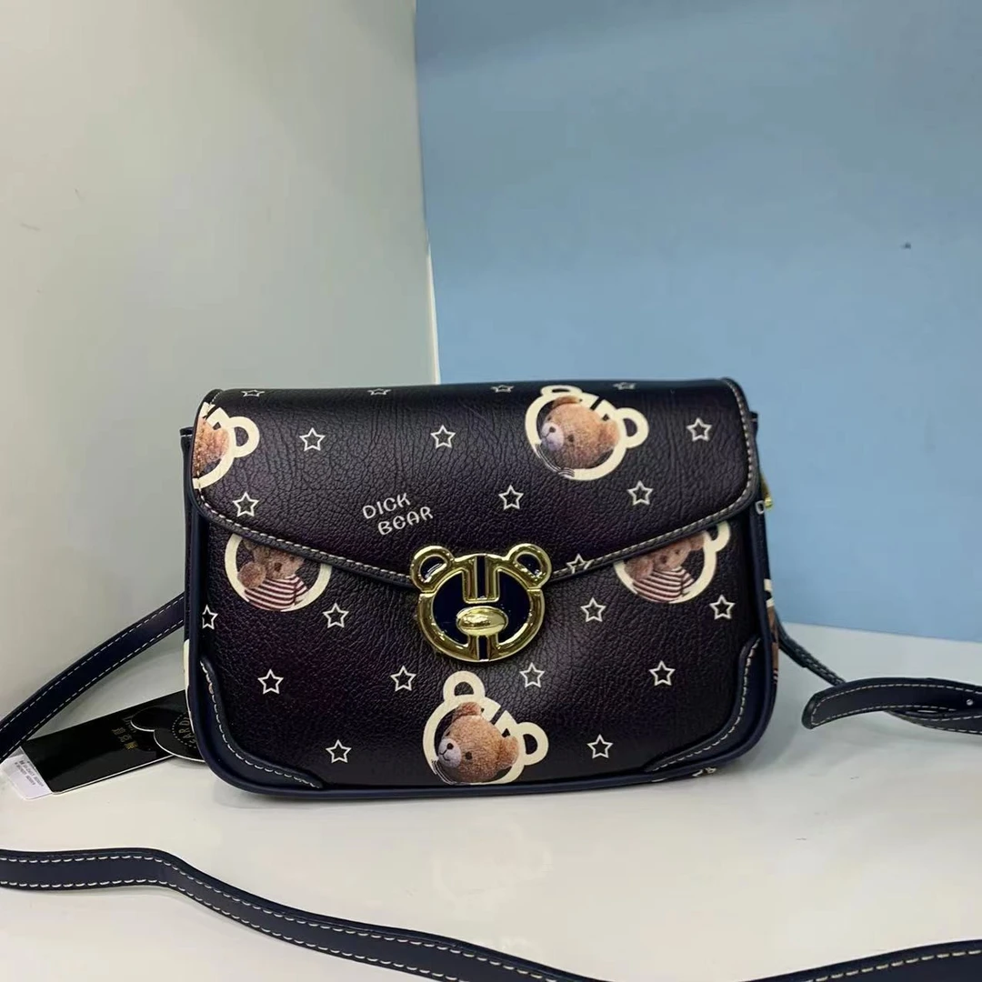 DICK BEAR/迪克熊93087熊头防盗扣多隔层斜挎包