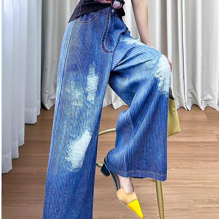 夏季新款高能感白色磨破点缀高腰竖坑条显瘦阔腿裤