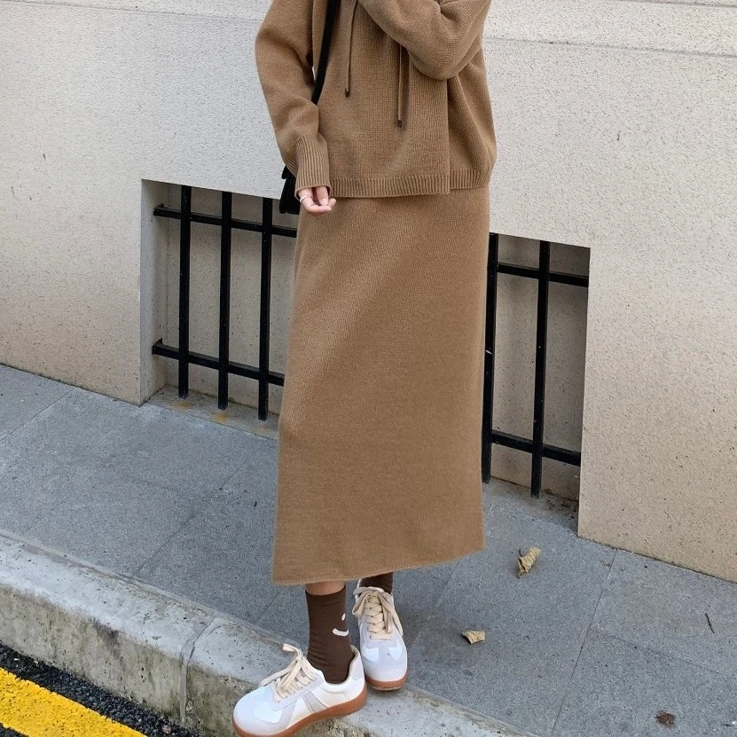 悦享女装2021 秋冬新款百搭显瘦高腰包臀裙洋气针织过膝半身裙