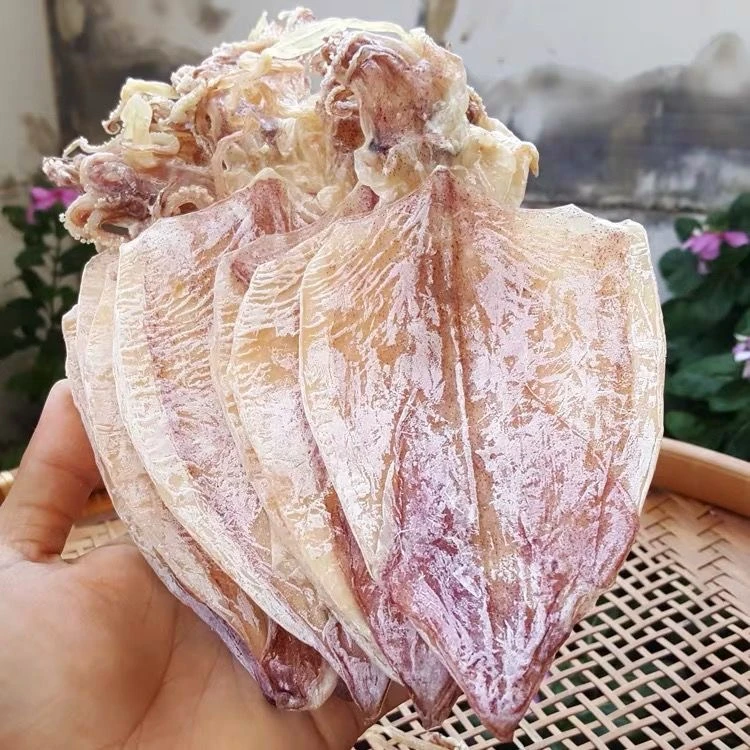 新鲜鱿鱼干精选渔船晾晒干鱿鱼淡干手撕鱿鱼干炒菜煲汤香煎铁板烧