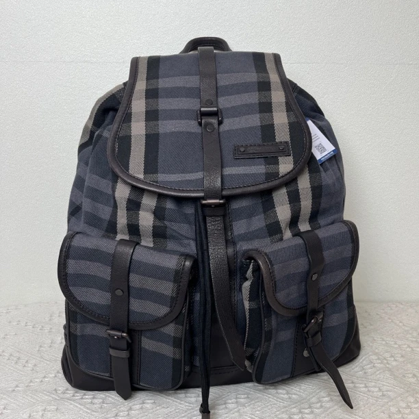 95新 BURBERRY/博柏利 3137/男士时尚格子帆布双肩包