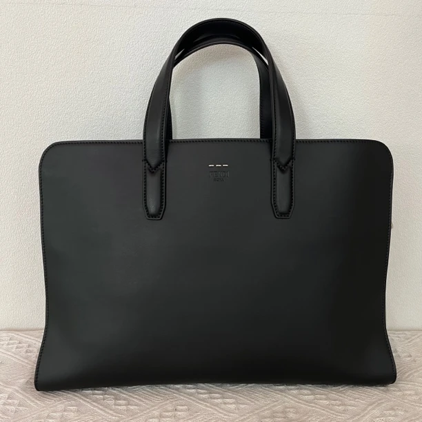 99新 FENDI/芬迪 2981/男士时尚黑色全皮公文包