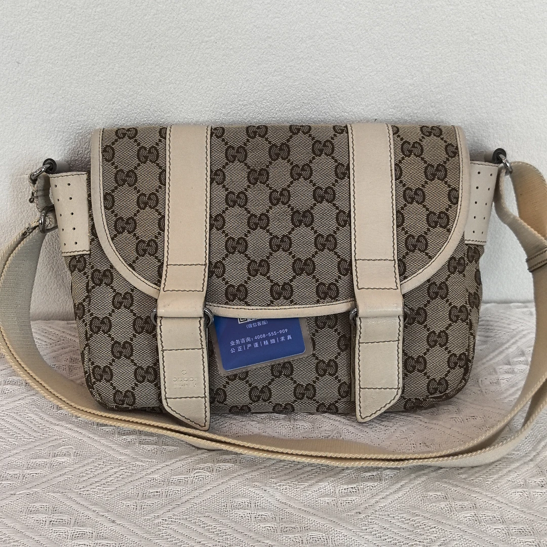 95新 GUCCI/古驰 6620/经典老花双扣邮差包