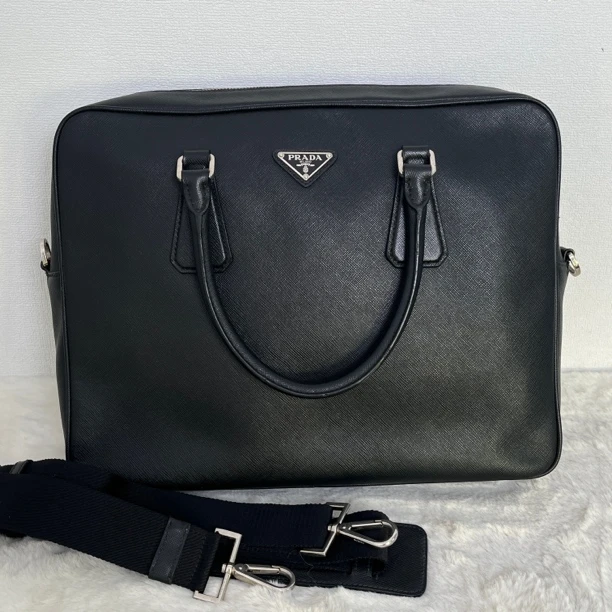 95新 Prada/普拉达 1819/男士黑色牛皮手提包
