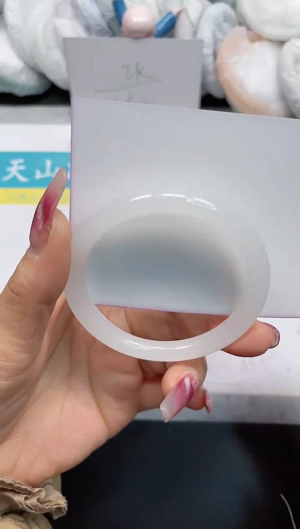 【闪购商品】石英质玉手镯未镶嵌13