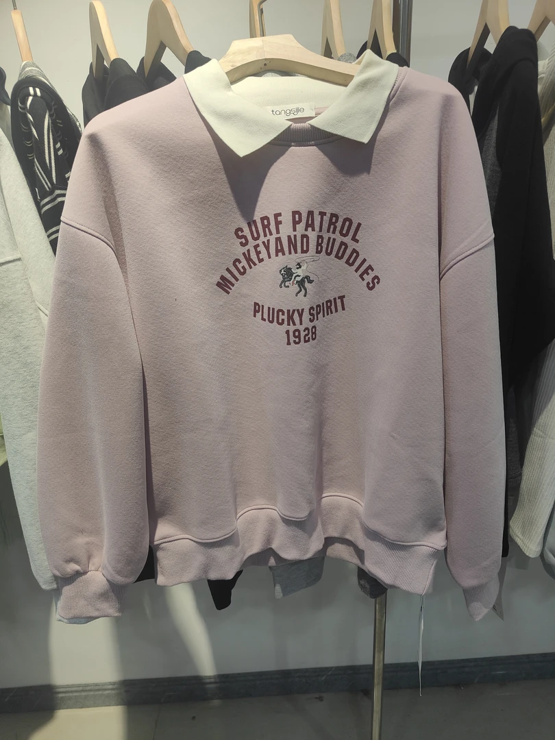 麦田2024春款休闲时尚卫衣