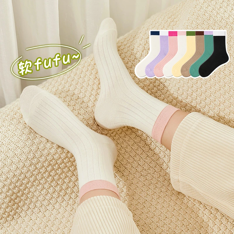 袜子女士秋冬季中筒透气防臭吸汗抽条纹纯色运动可爱风白色