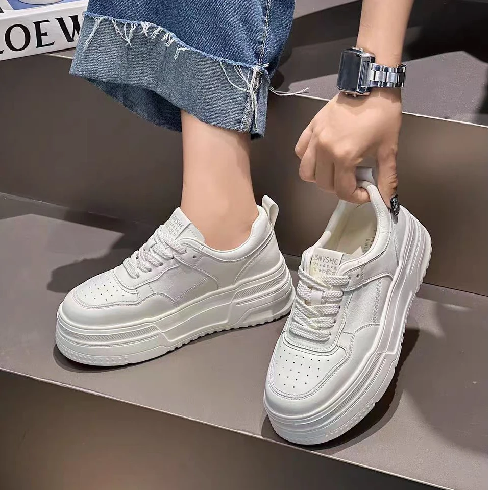 9902小白鞋女新款鞋子秋季厚底增高真皮板鞋休闲鞋欧洲站爆款女鞋