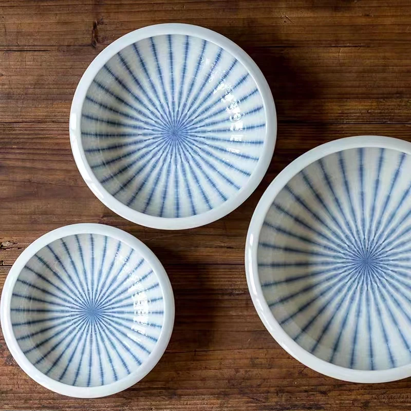 {新品}日本进口美浓烧蓝十草饭碗钵碗菜盘日式菜碟陶瓷釉下彩饭盘